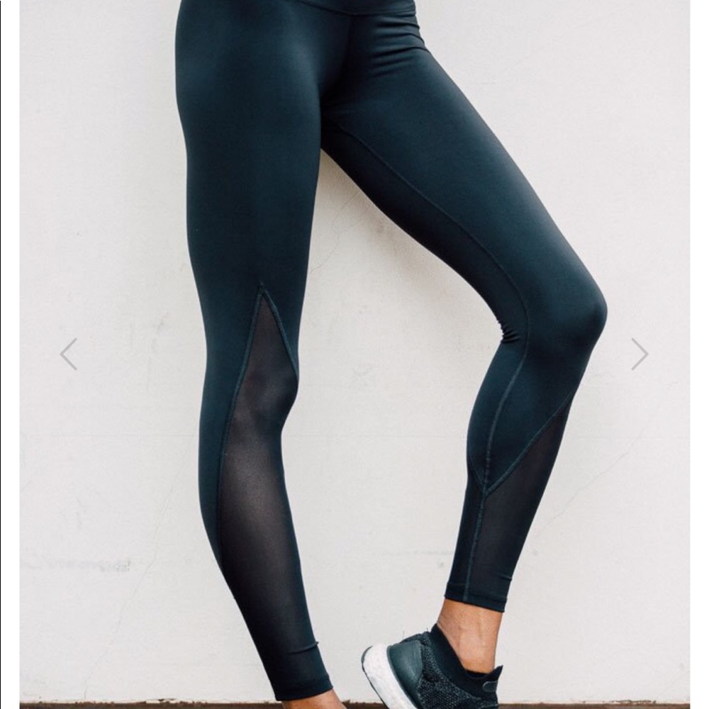 Montiel Black Leggings XS with Mesh Accent